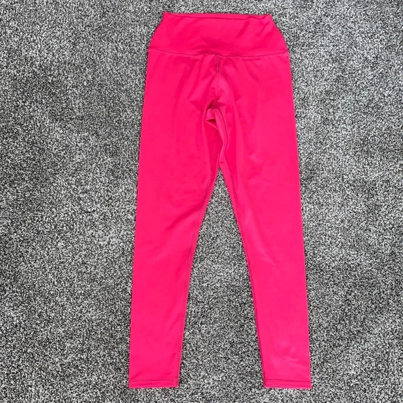 Alice + Olivia Pants - Alice + Olivia Activewear Leggings in Barbie Pink